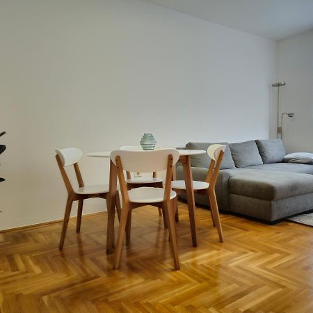 Uptown Place Apartment 자다르 외부 사진